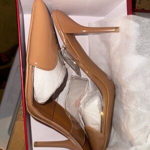 Elegant Tan Women's Heels